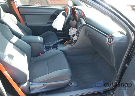 2015 Scion Tc Release Series 9.0 from USA, damaged, VIN JTKJF5C79FJ006125